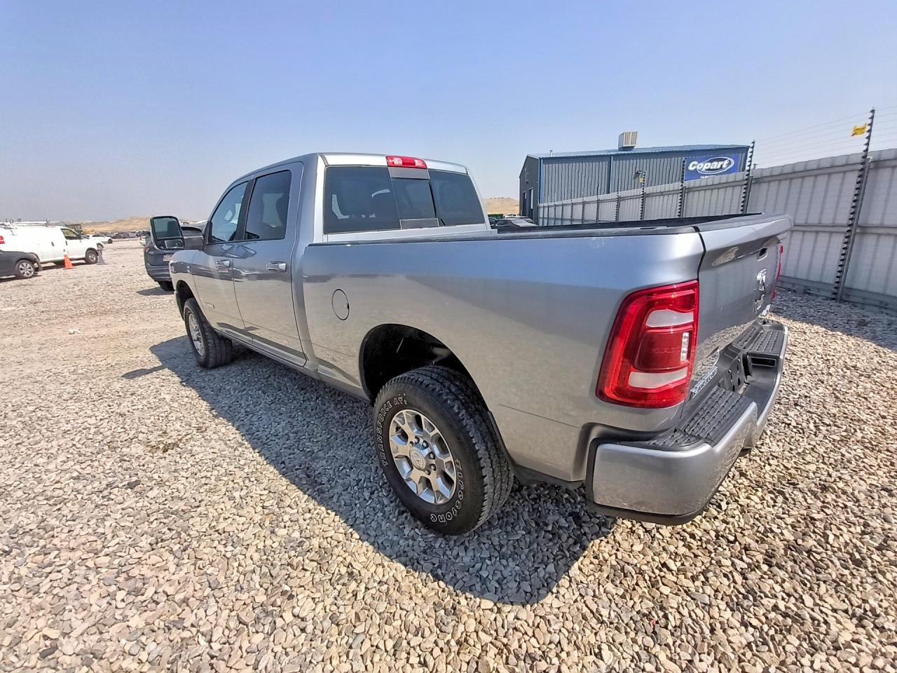 2024 RAM 2500 LARAMIE — снимка 2