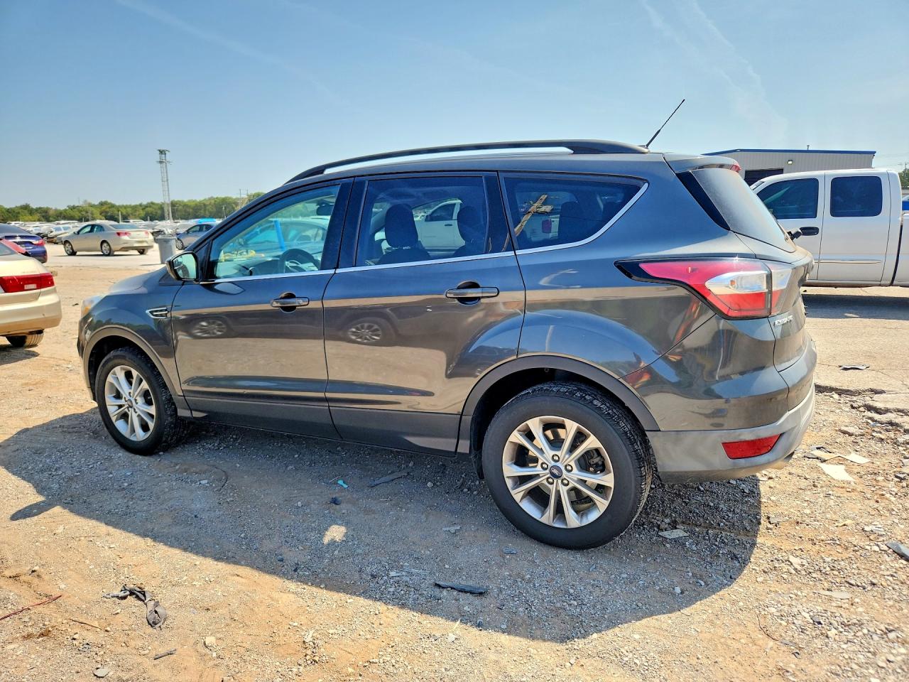 2018 FORD ESCAPE SE — снимка 2