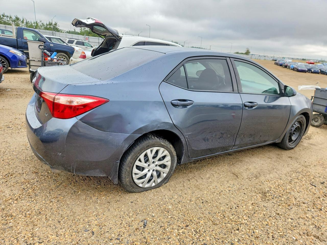 2017 TOYOTA COROLLA L — снимка 3