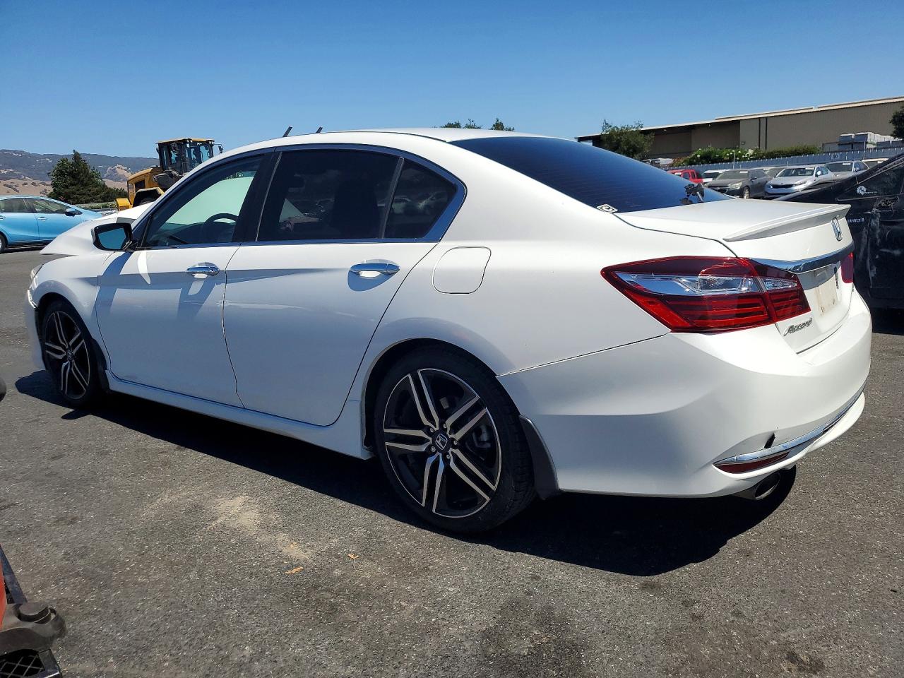 2017 HONDA ACCORD SPORT — снимка 2