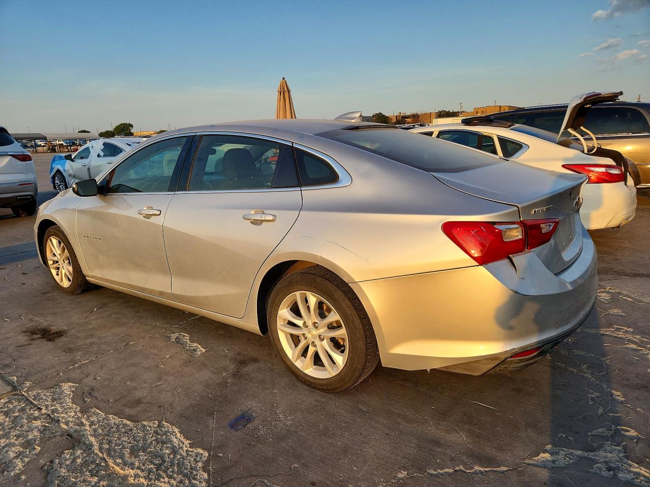 2018 CHEVROLET MALIBU LT — снимка 2