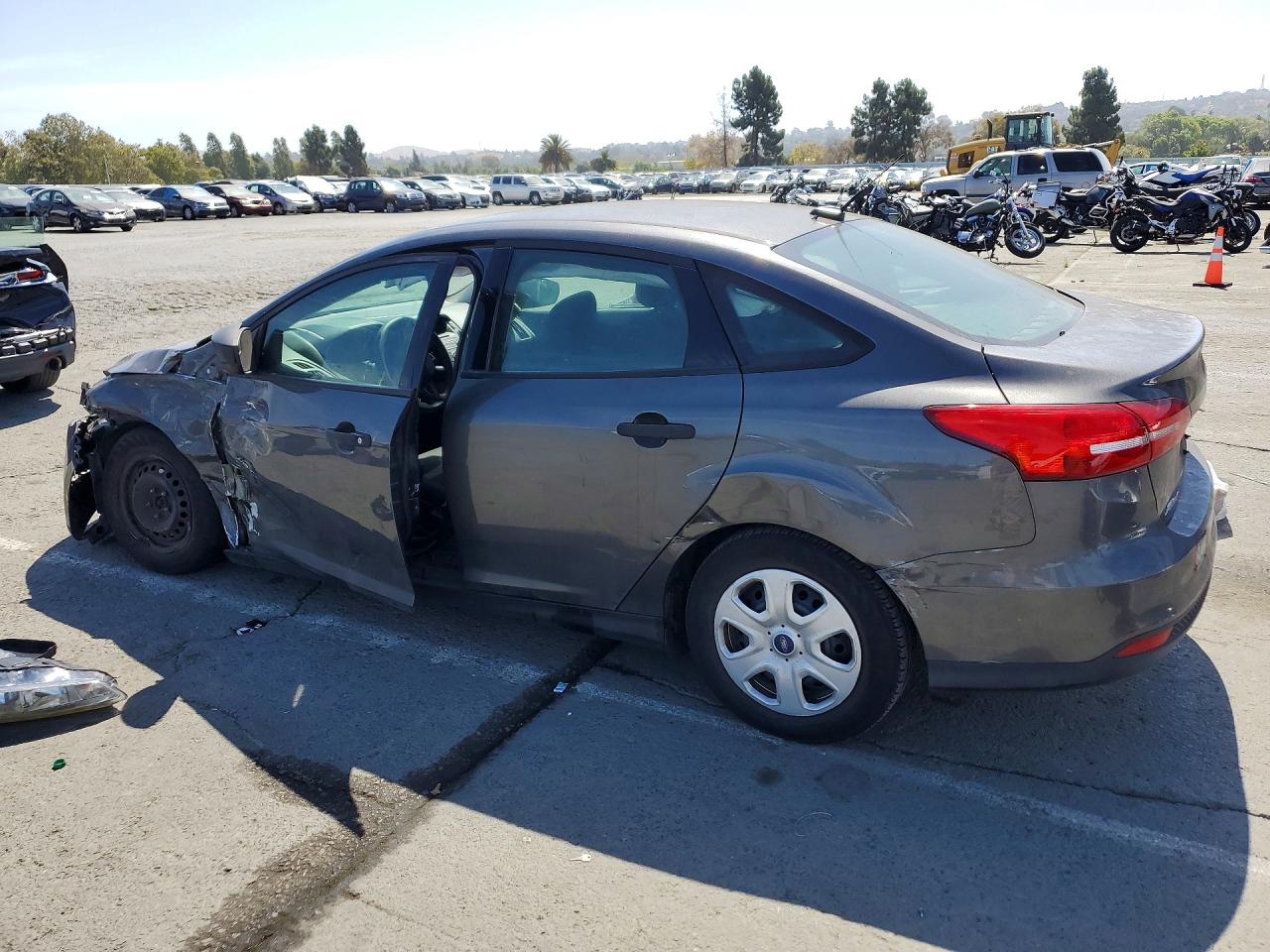 2016 FORD FOCUS S — снимка 2