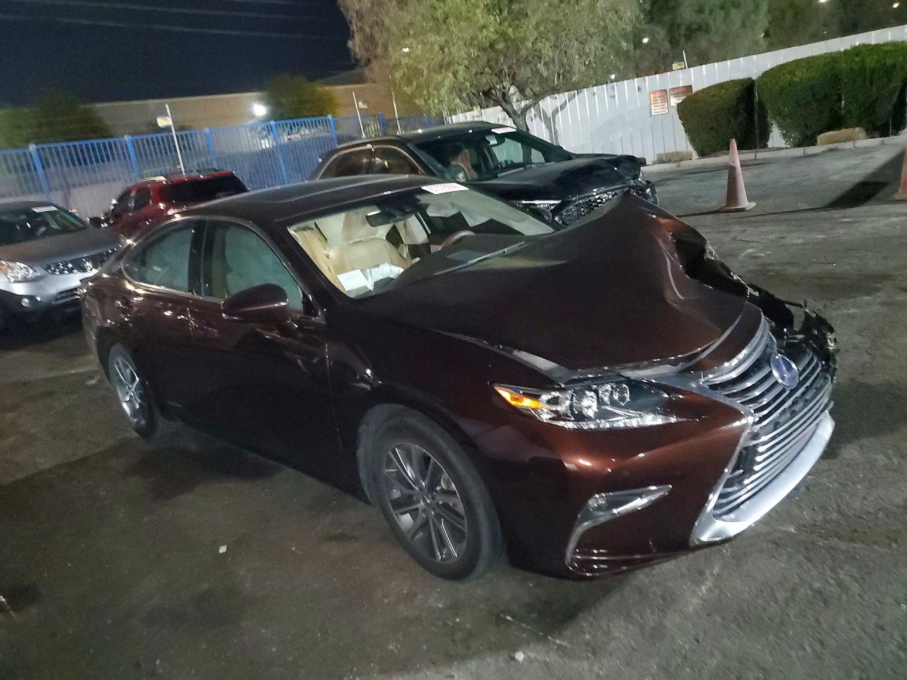 2018 LEXUS ES 300H — снимка 4