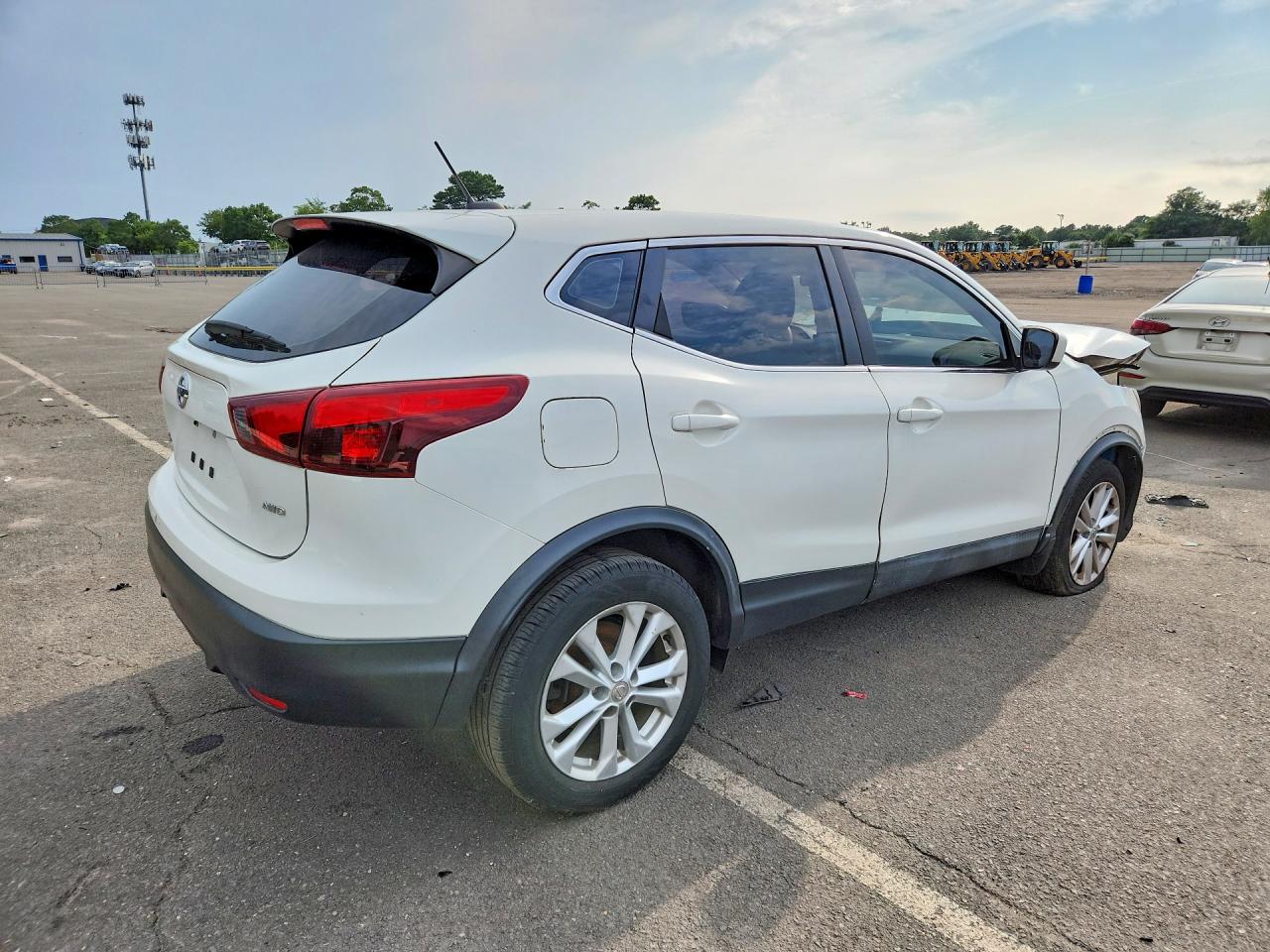 2017 NISSAN ROGUE SPORT S — снимка 3