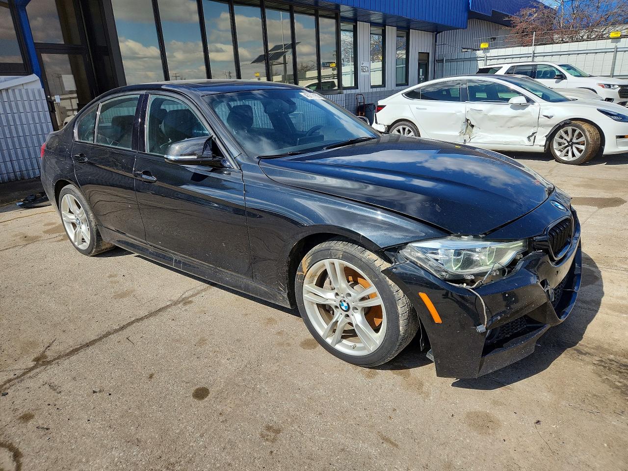 2017 BMW 330 XI — снимка 4