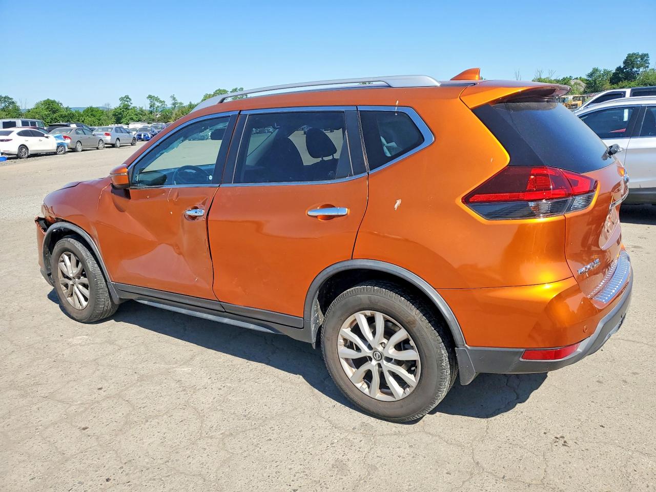 2019 NISSAN ROGUE SV — снимка 2