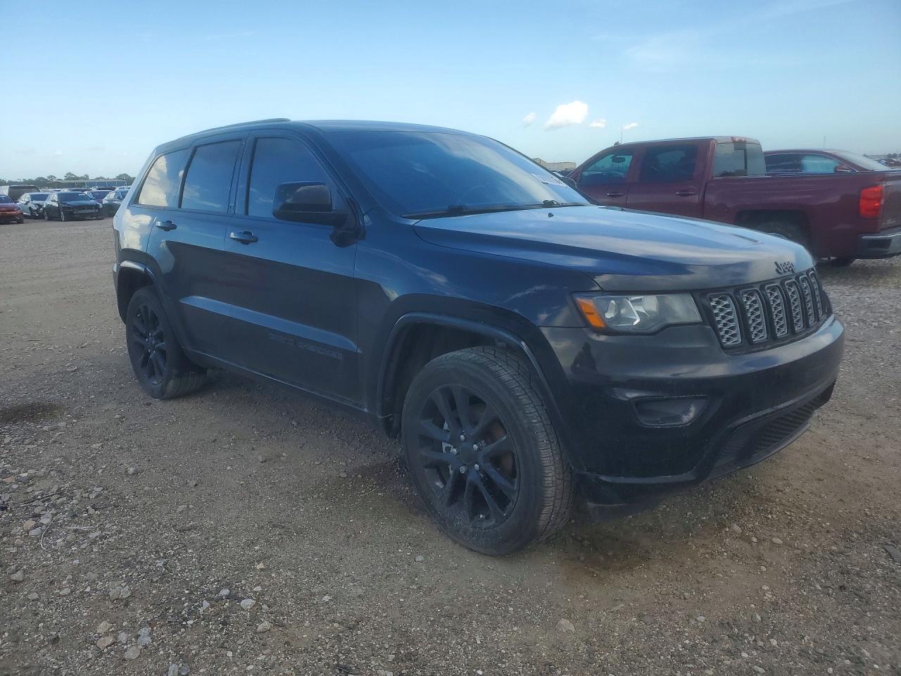 2020 JEEP GRAND CHEROKEE LAREDO — снимка 4