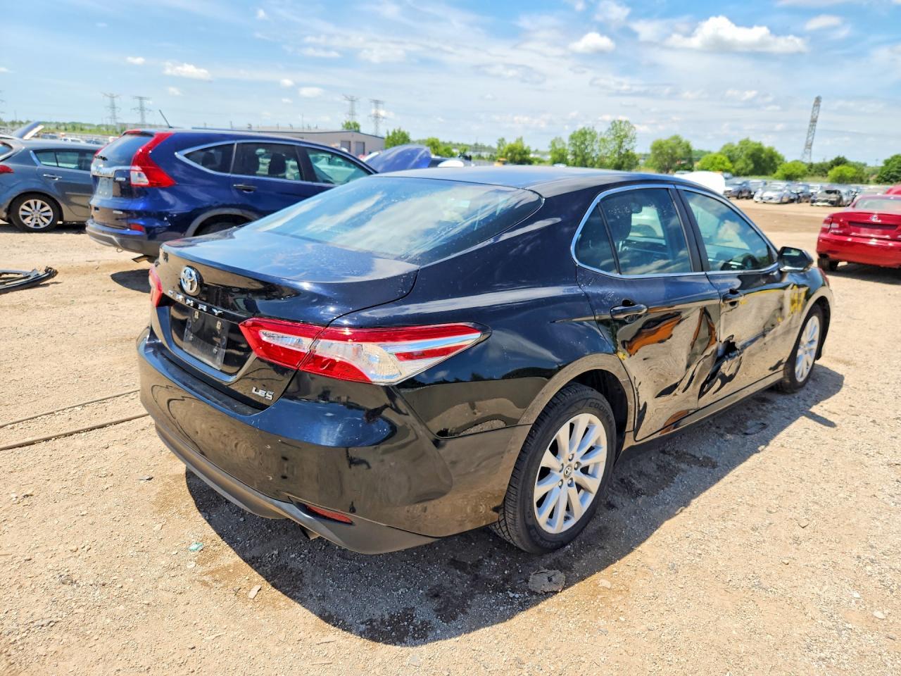 2018 TOYOTA CAMRY LE — снимка 3