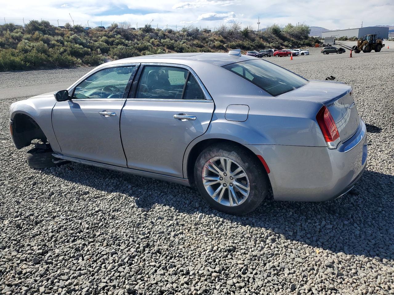 2016 CHRYSLER 300C — снимка 2