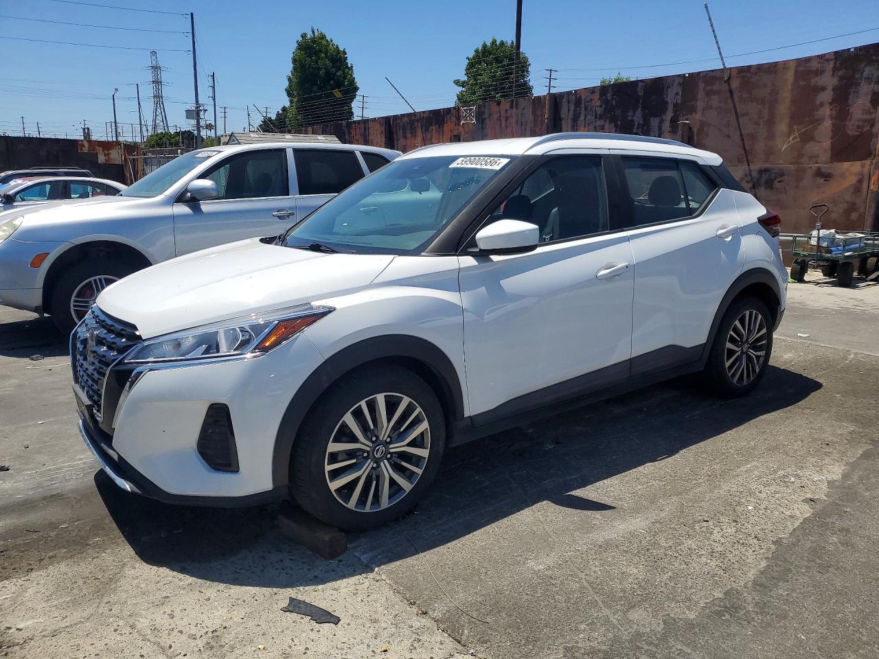 2021 NISSAN KICKS SV