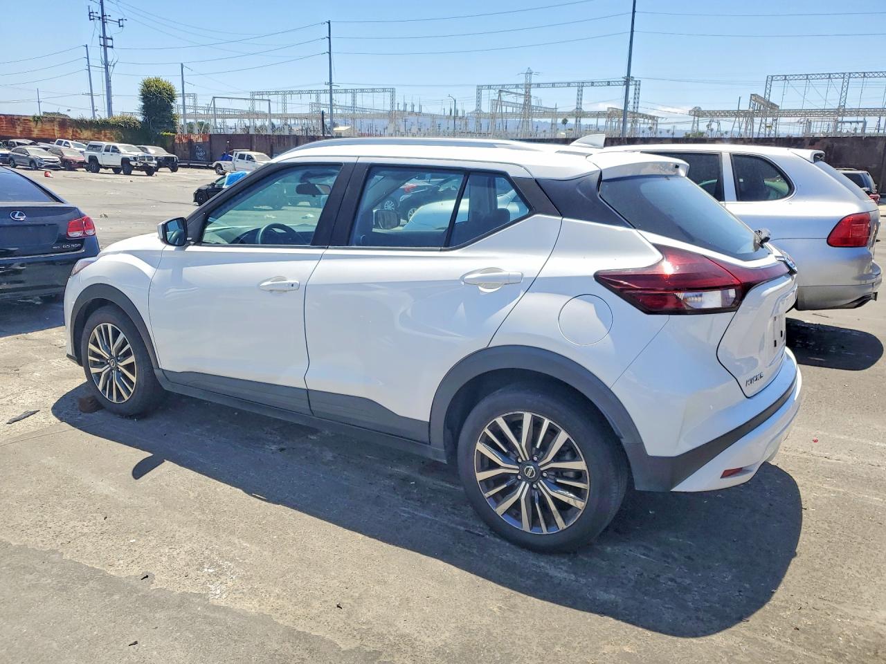 2021 NISSAN KICKS SV — снимка 2
