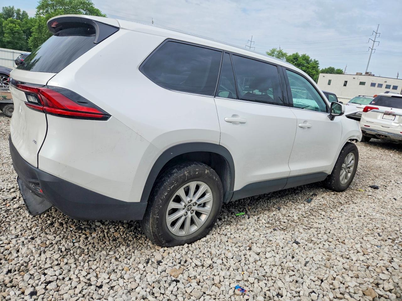 2025 TOYOTA GRAND HIGHLANDER XLE — снимка 3
