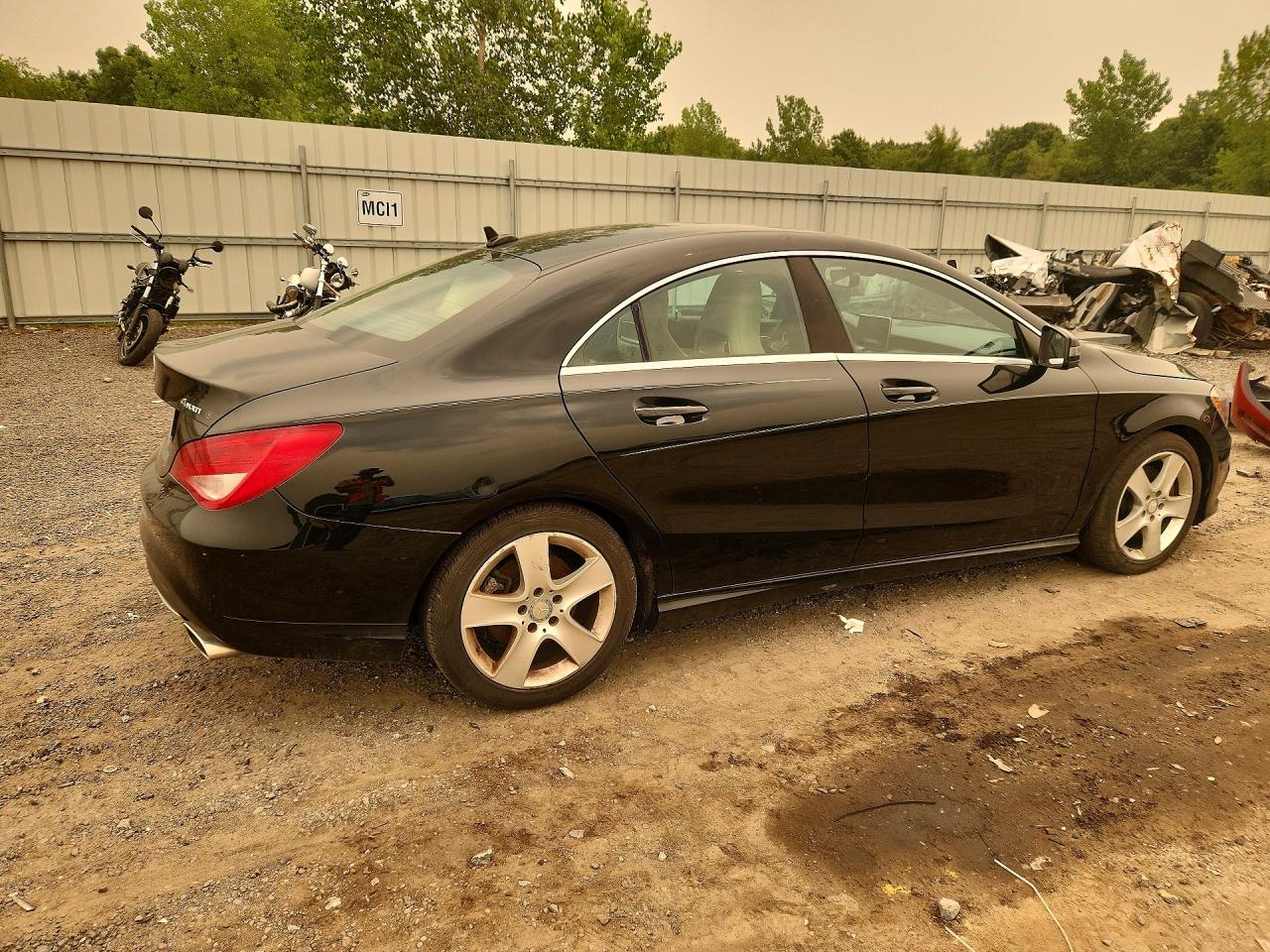 2015 MERCEDES-BENZ CLA 250 4MATIC — снимка 3