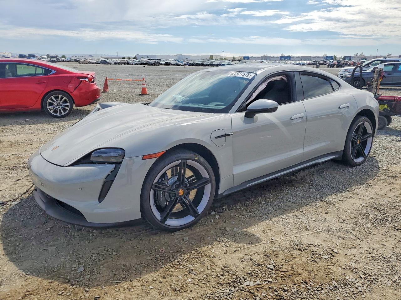 2024 PORSCHE TAYCAN 4S