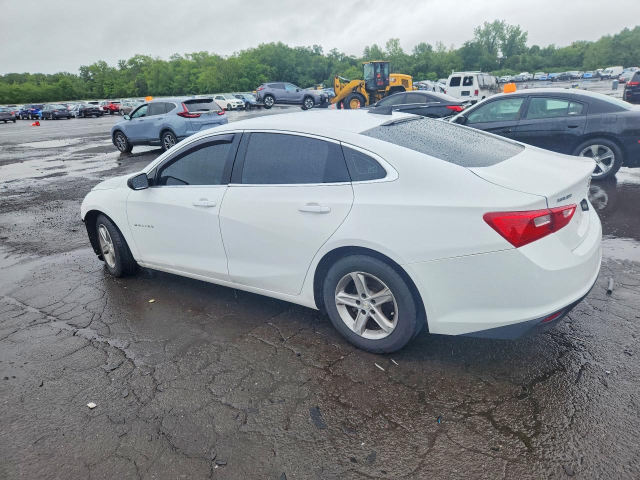2021 CHEVROLET MALIBU LS — снимка 2