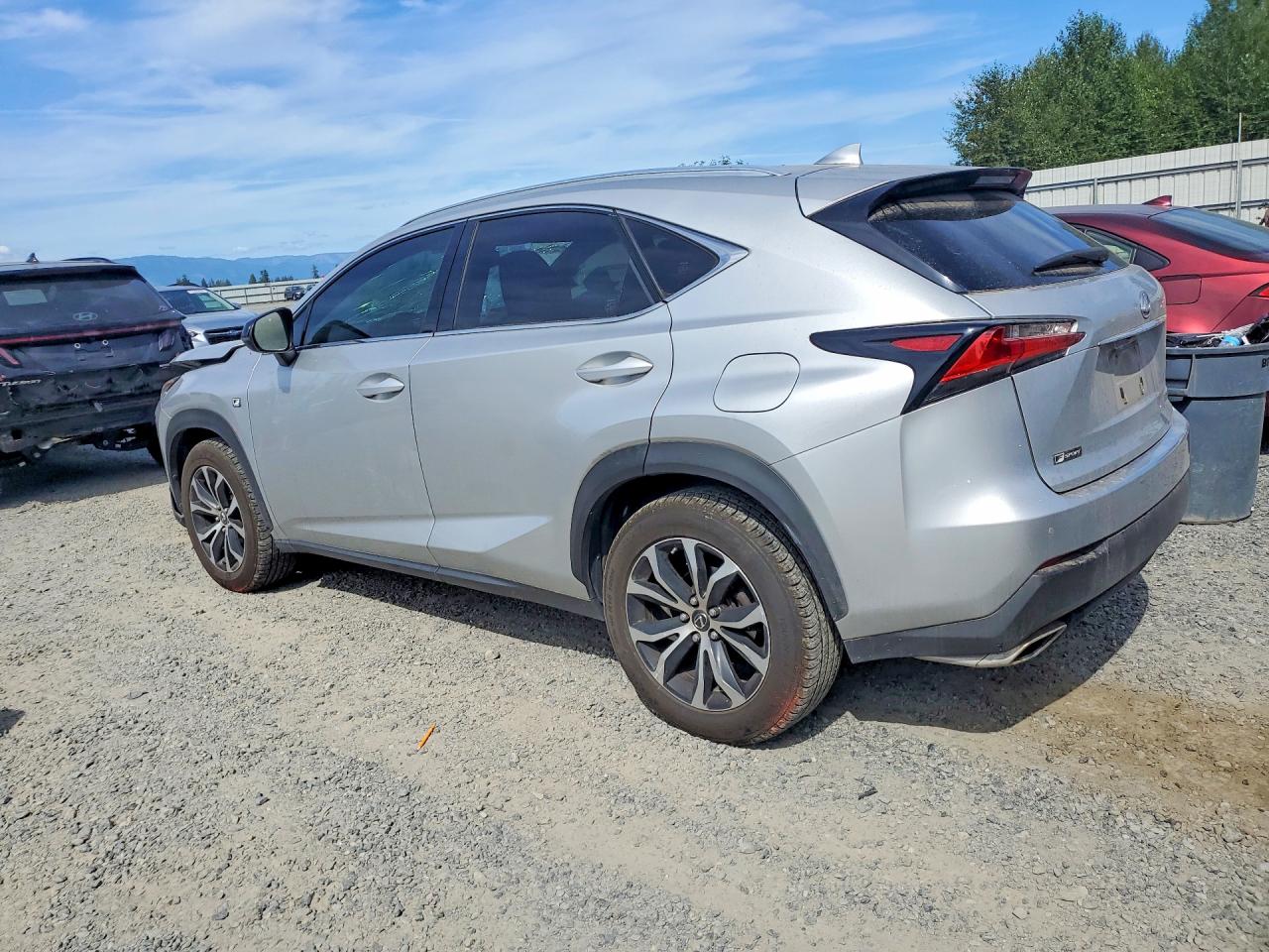 2015 LEXUS NX 200T — снимка 2