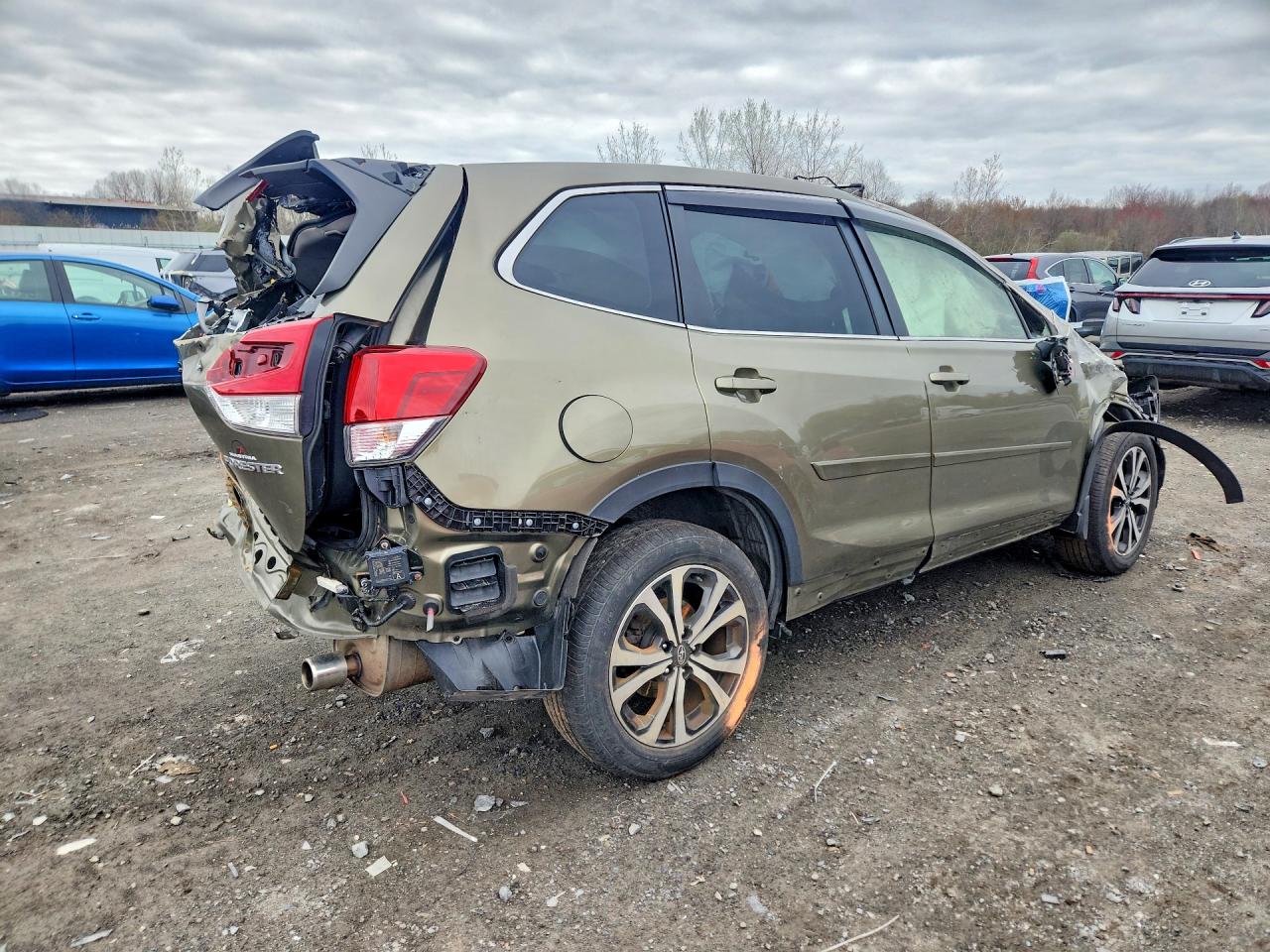 2022 SUBARU FORESTER LIMITED — снимка 3