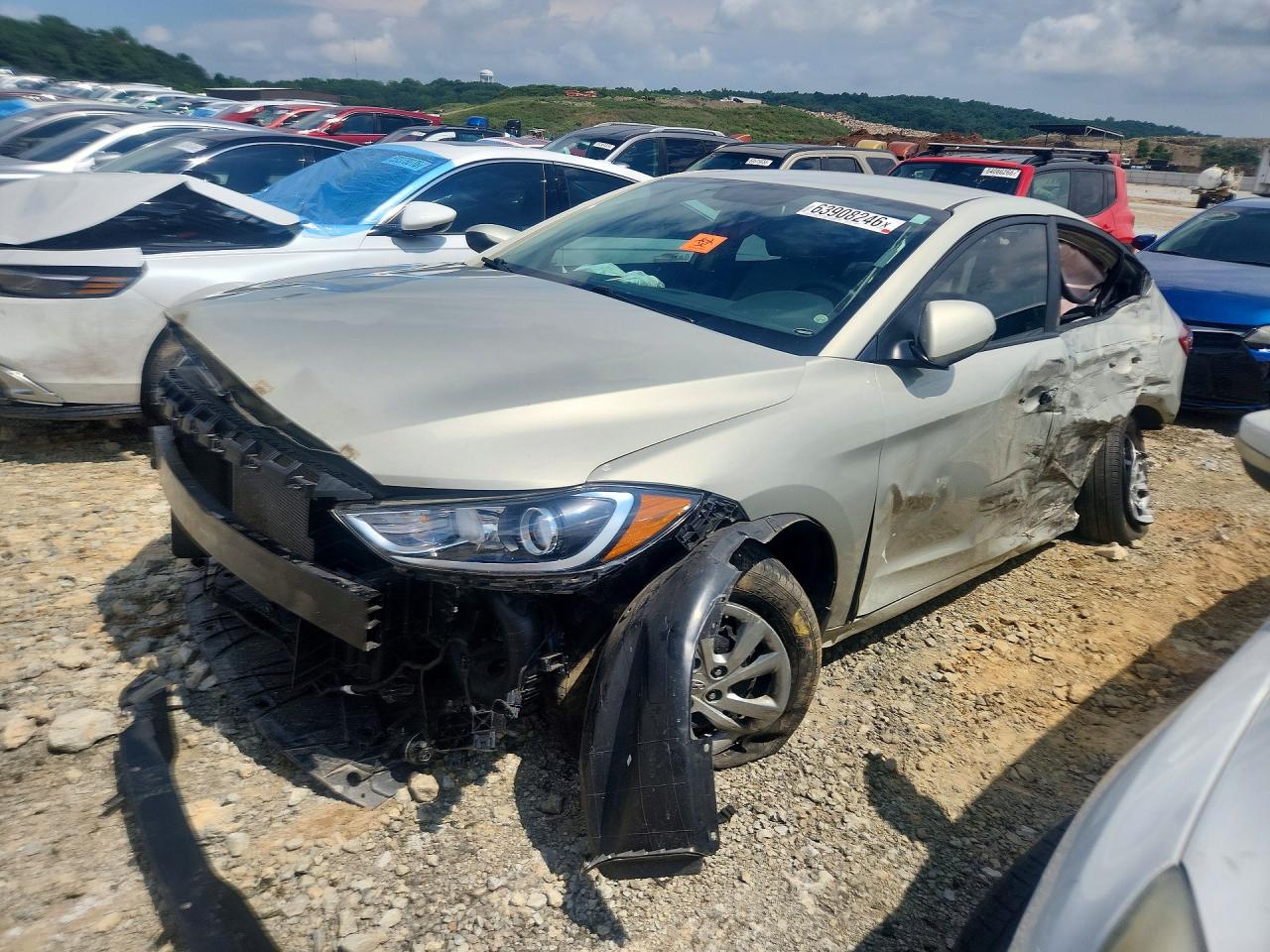 2017 HYUNDAI ELANTRA SE