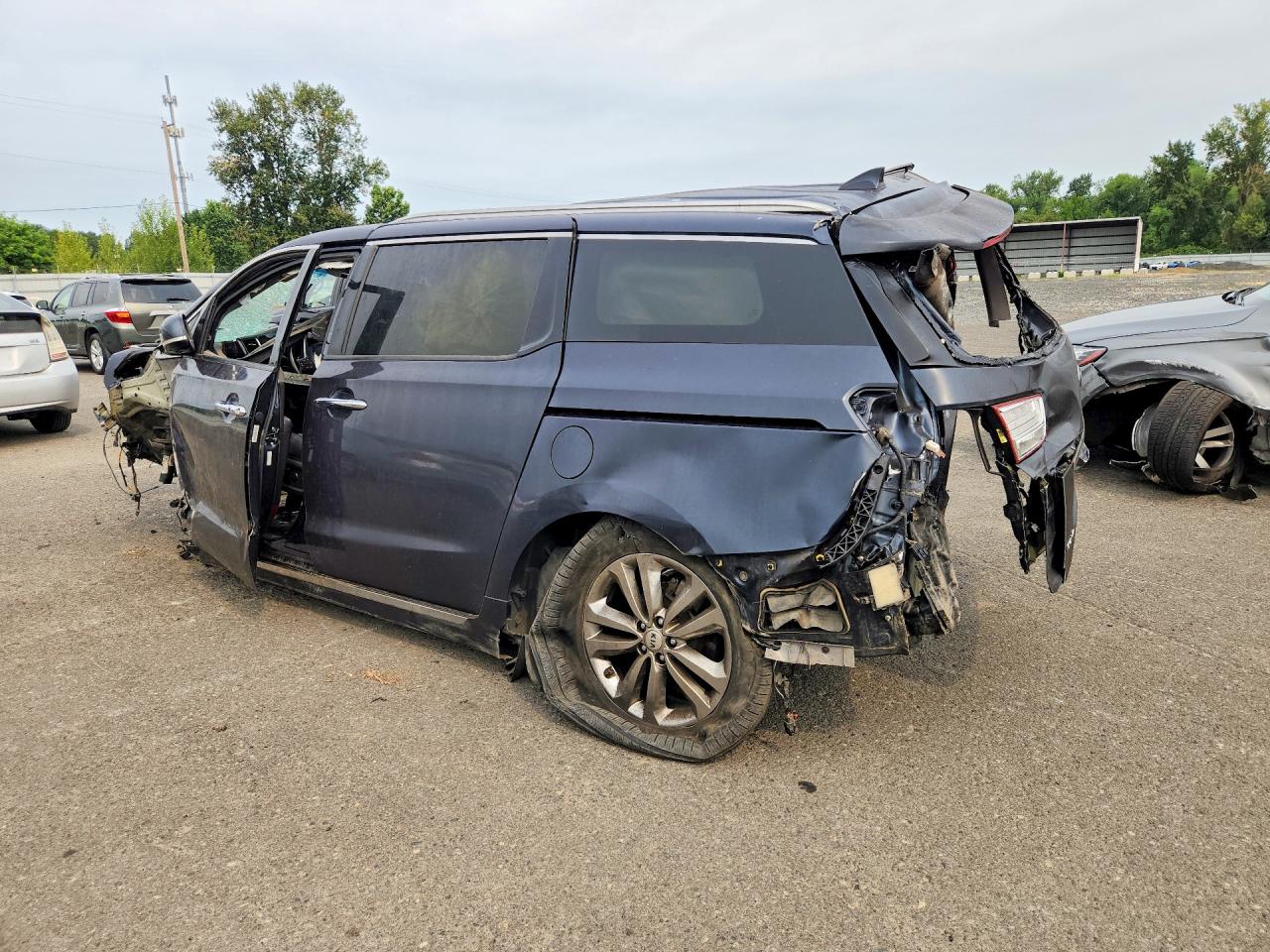 2016 KIA SEDONA SXL — снимка 2