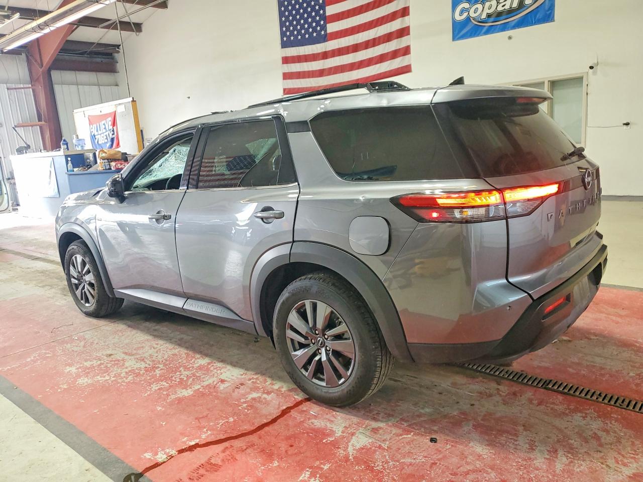2026 NISSAN PATHFINDER SV — снимка 2