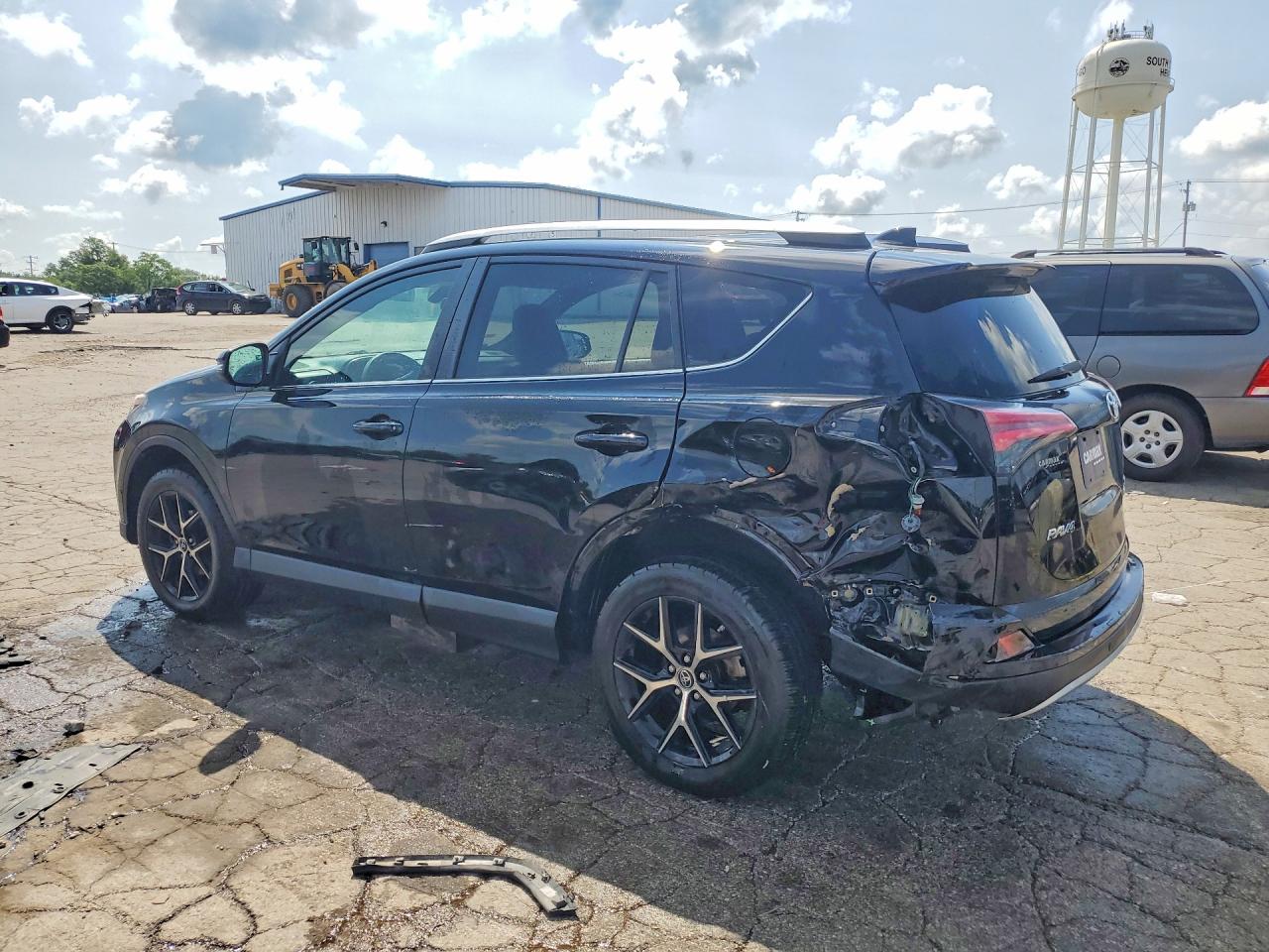 2016 TOYOTA RAV4 SE — снимка 2