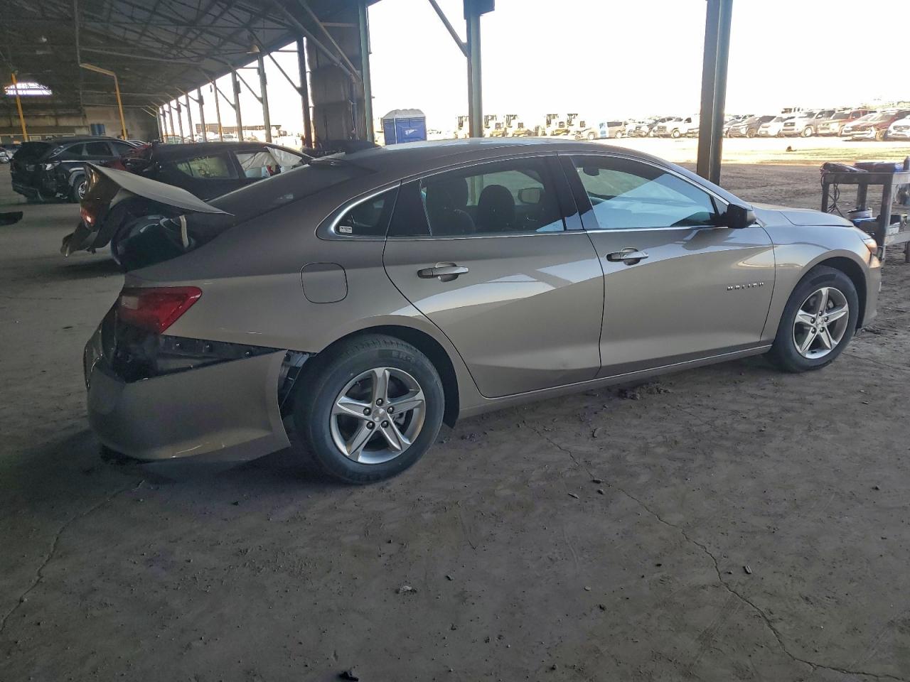 2023 CHEVROLET MALIBU LS — снимка 3