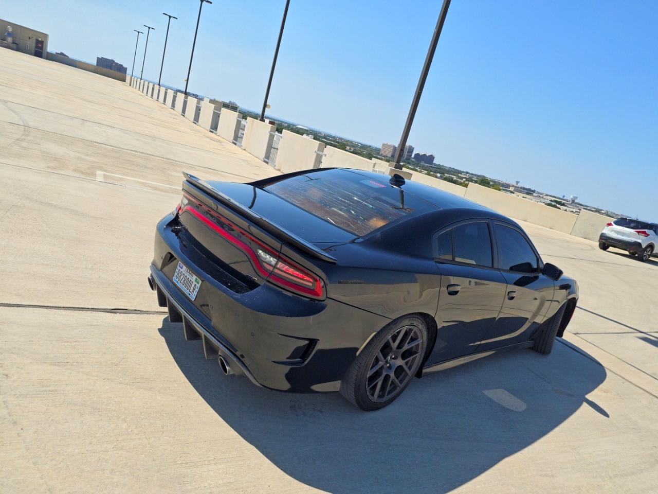 2017 DODGE CHARGER R — снимка 4