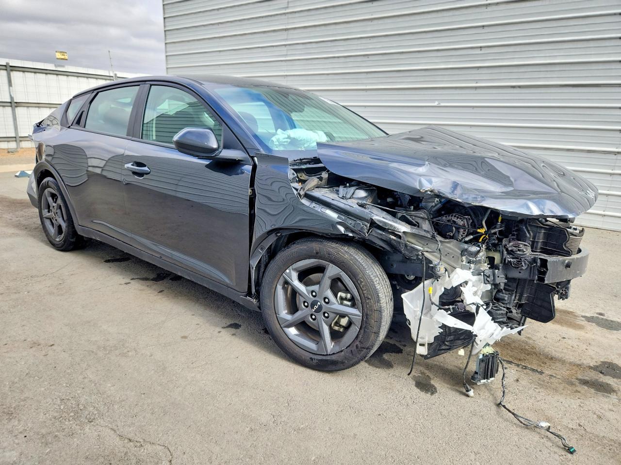 2025 KIA K4 LXS — снимка 4