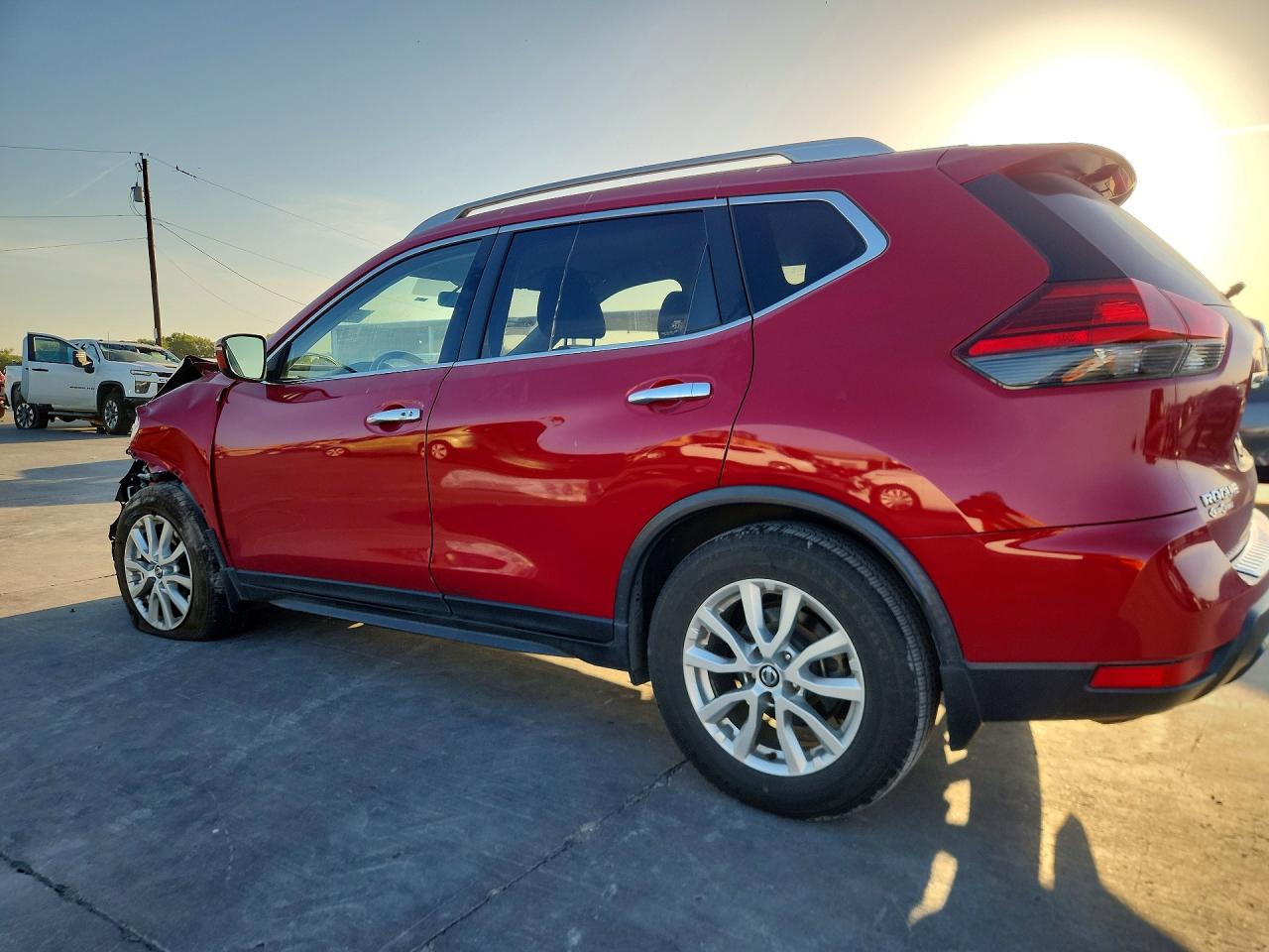 2017 NISSAN ROGUE SV — снимка 2