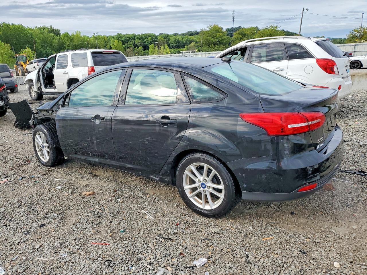 2015 FORD FOCUS SE — снимка 2