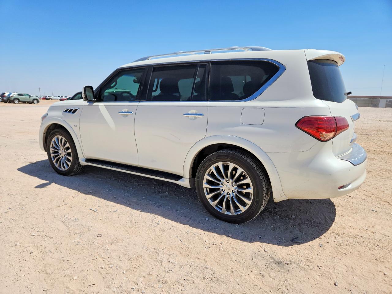 2017 INFINITI QX80 BASE — снимка 2