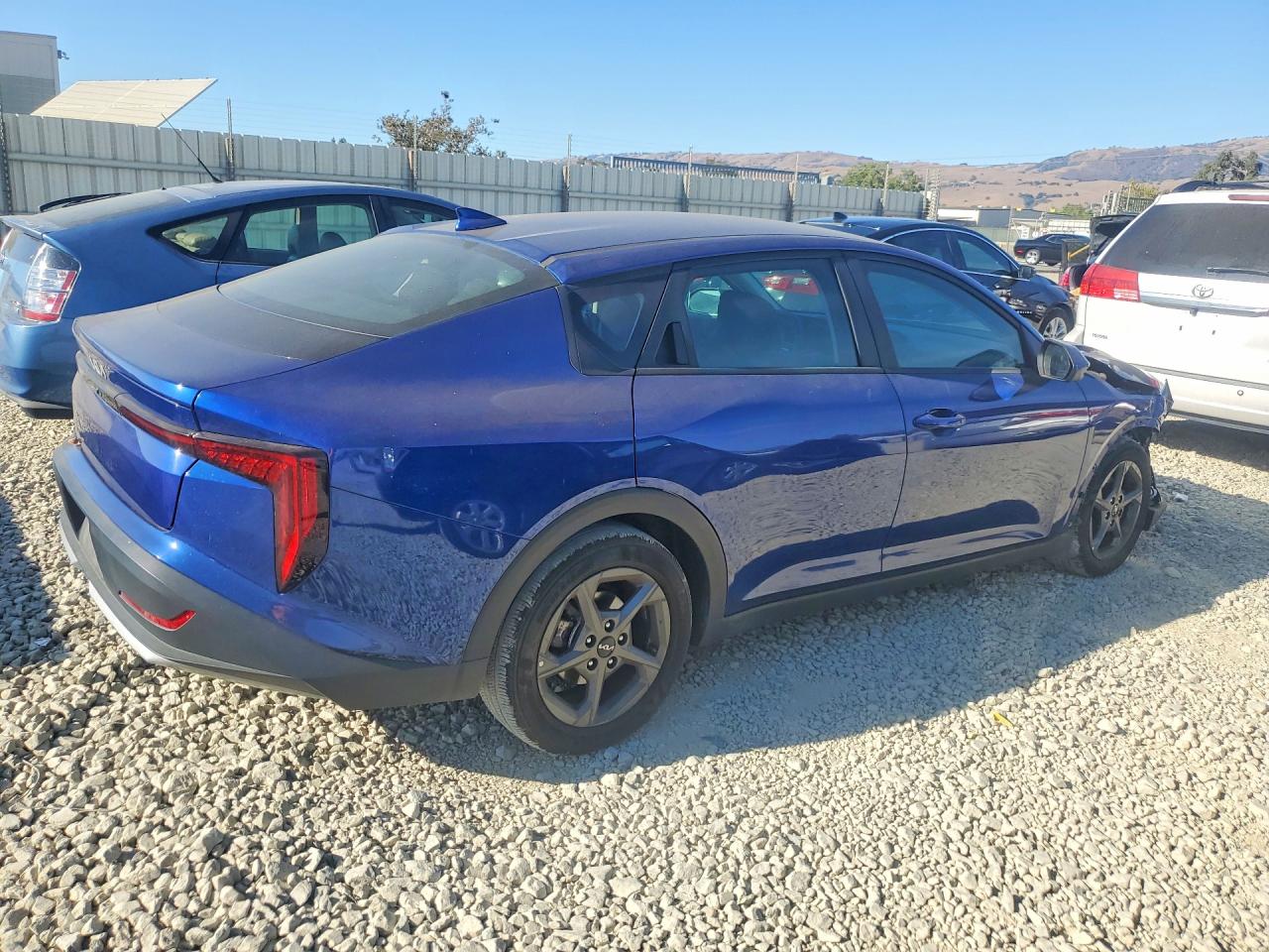 2025 KIA K4 LXS — снимка 3