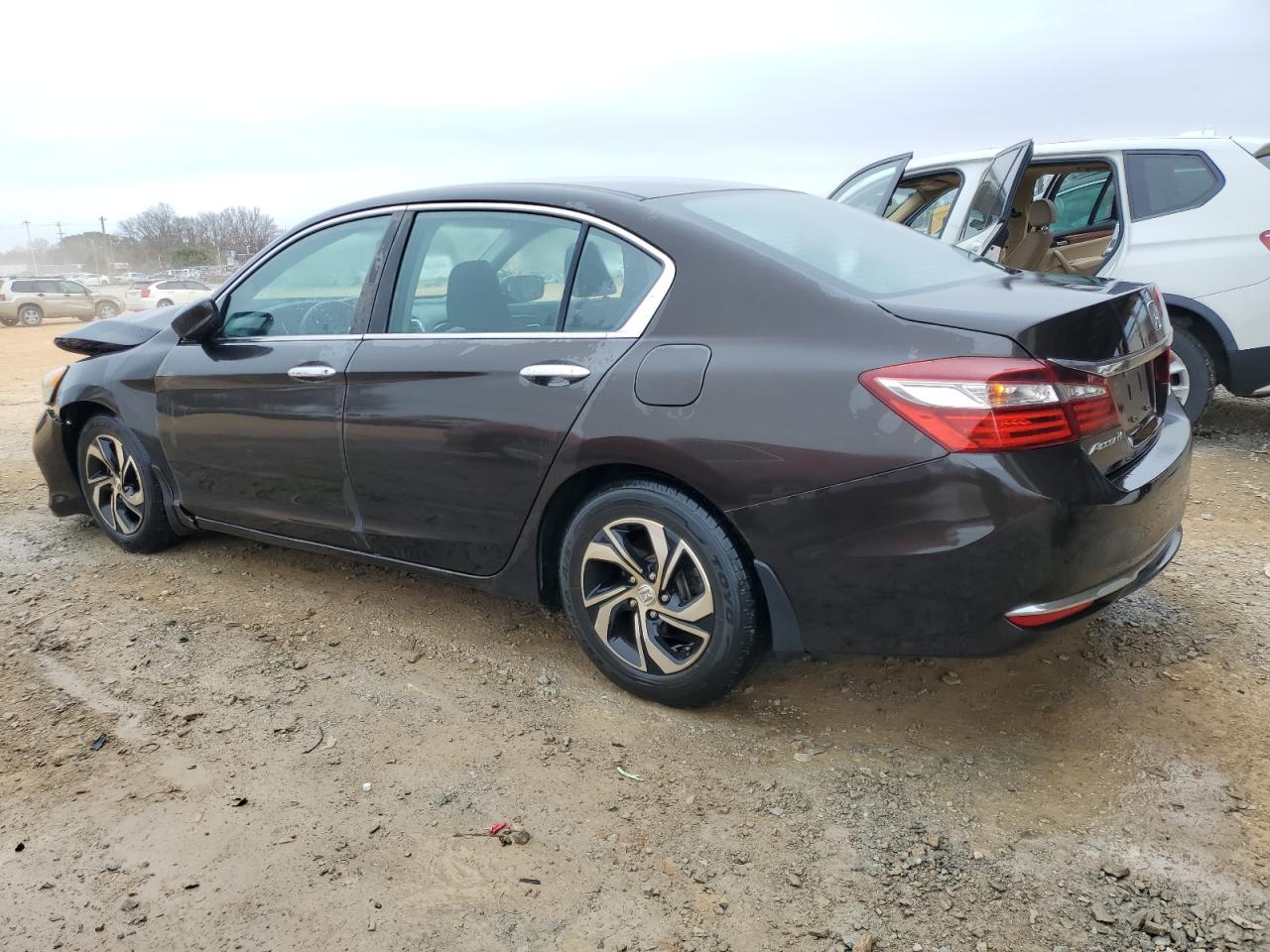 2017 HONDA ACCORD LX — снимка 2