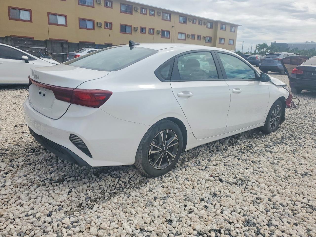 2023 KIA FORTE LXS — снимка 3