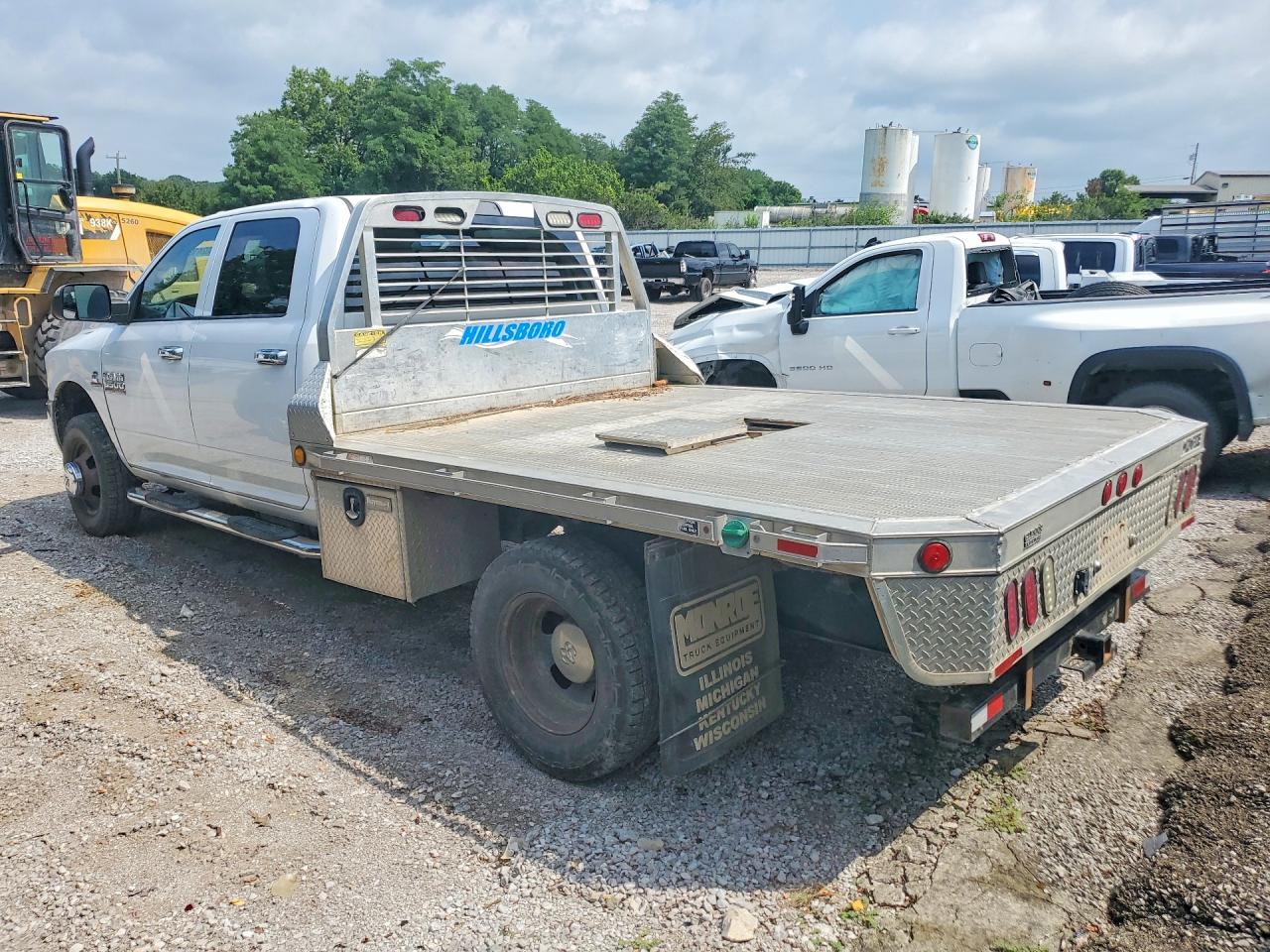 2015 RAM 3500 — снимка 2