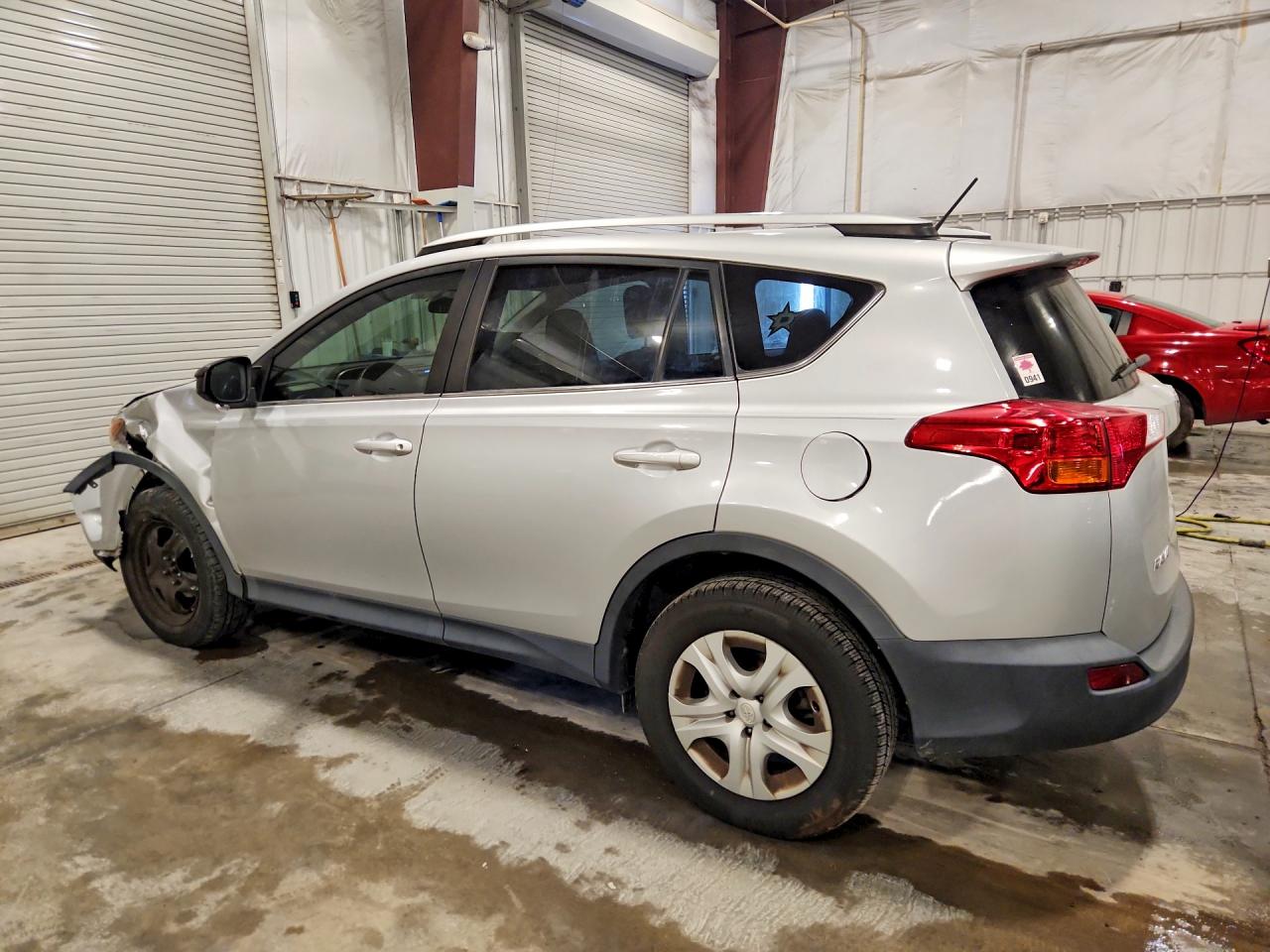 2015 TOYOTA RAV4 LE — снимка 2
