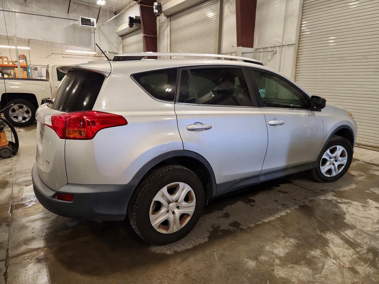 2015 TOYOTA RAV4 LE — снимка 3