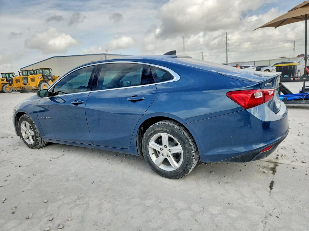 2025 CHEVROLET MALIBU LS — снимка 2