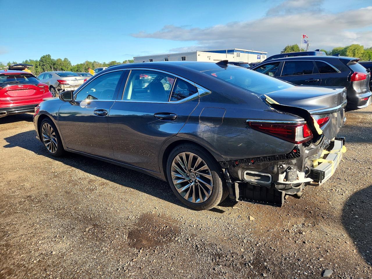 2024 LEXUS ES 350 — снимка 2