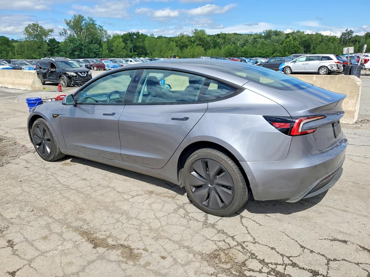 2026 TESLA MODEL 3 — снимка 2