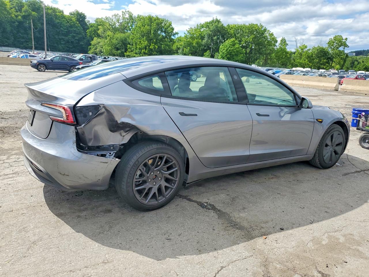 2026 TESLA MODEL 3 — снимка 3
