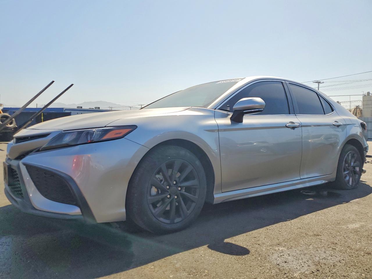 2023 TOYOTA CAMRY HYBRID SE