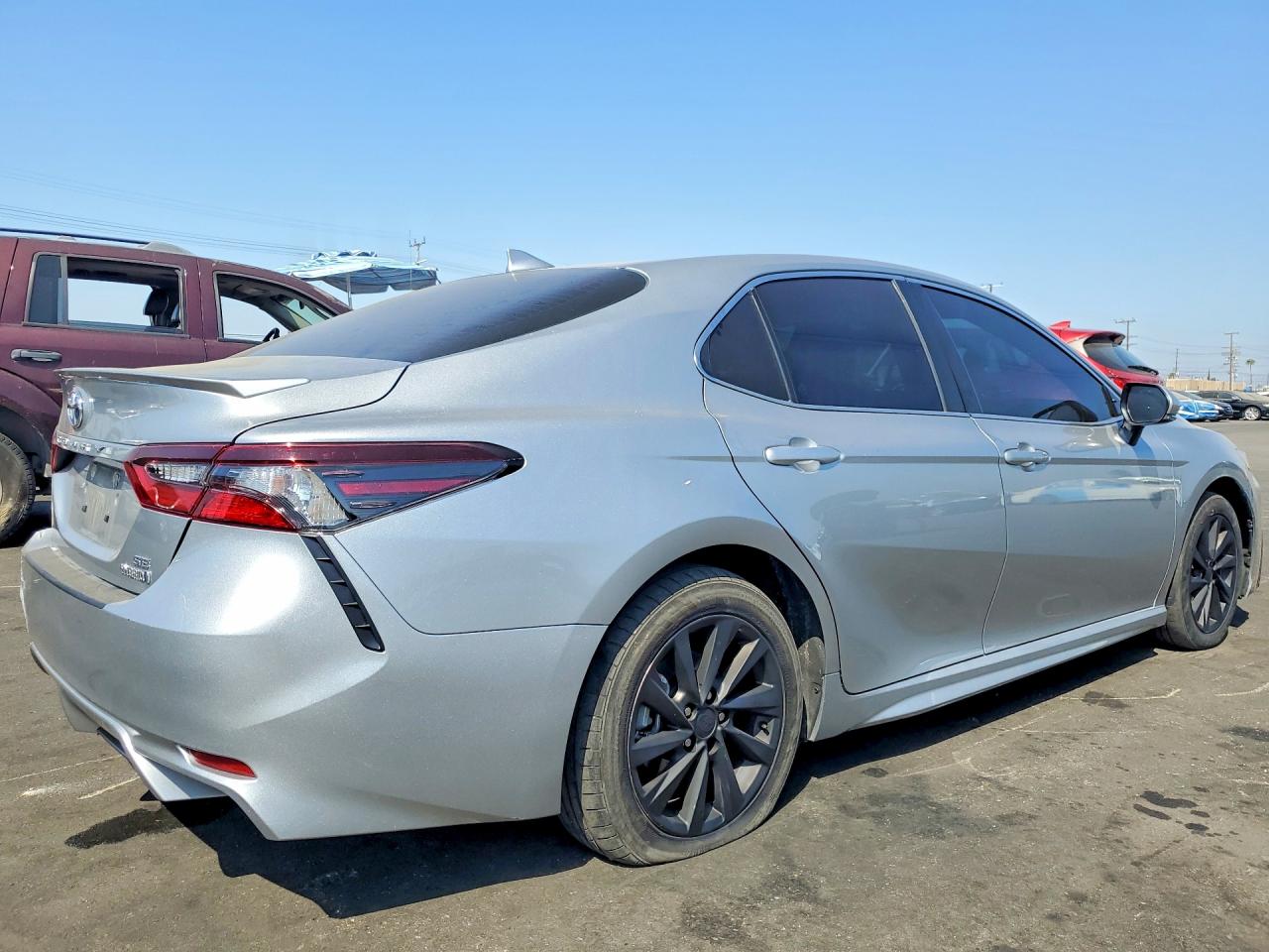 2023 TOYOTA CAMRY HYBRID SE — снимка 3