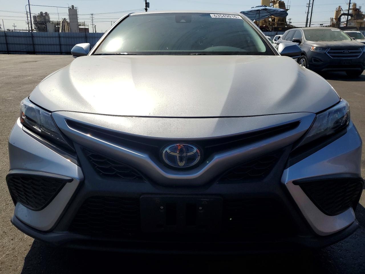 2023 TOYOTA CAMRY HYBRID SE — снимка 5