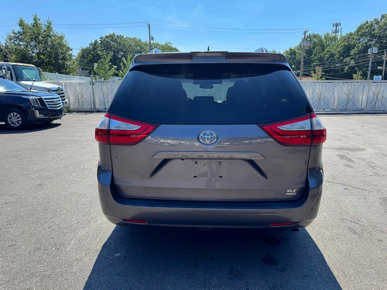 2019 TOYOTA SIENNA XLE PREMIUM 7-PASSENGER — снимка 5