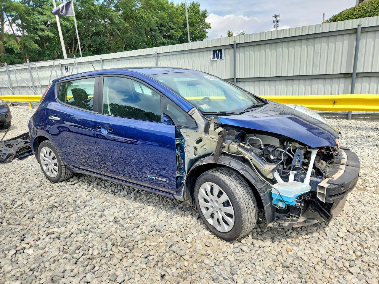 2017 NISSAN LEAF S — снимка 4