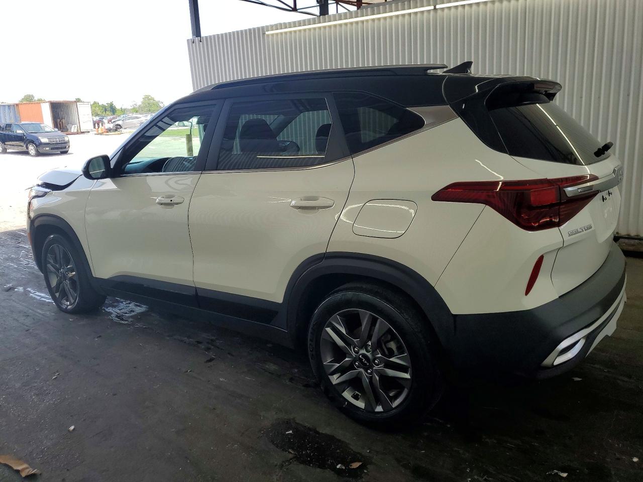 2023 KIA SELTOS S — снимка 2