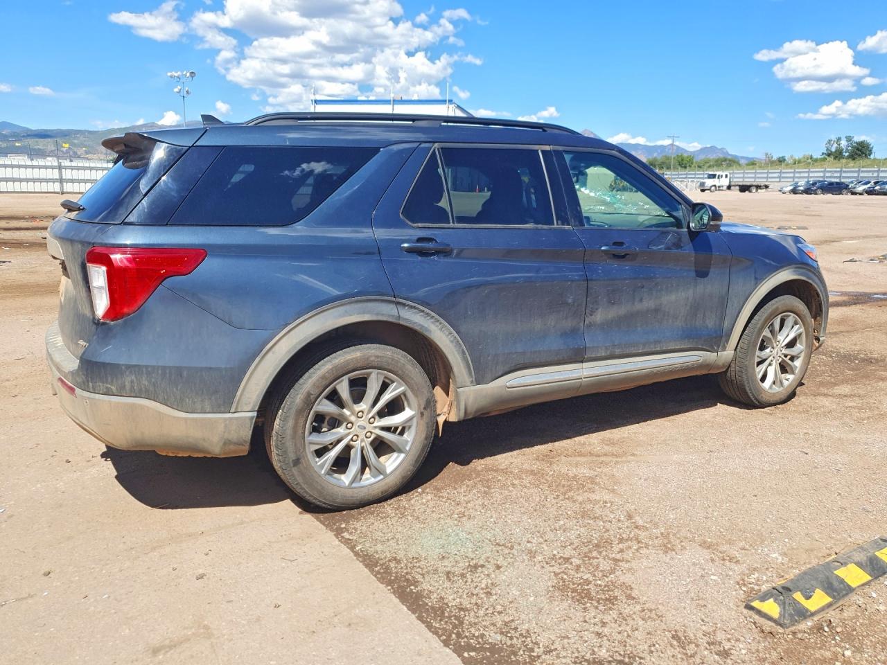 2023 FORD EXPLORER XLT — снимка 3