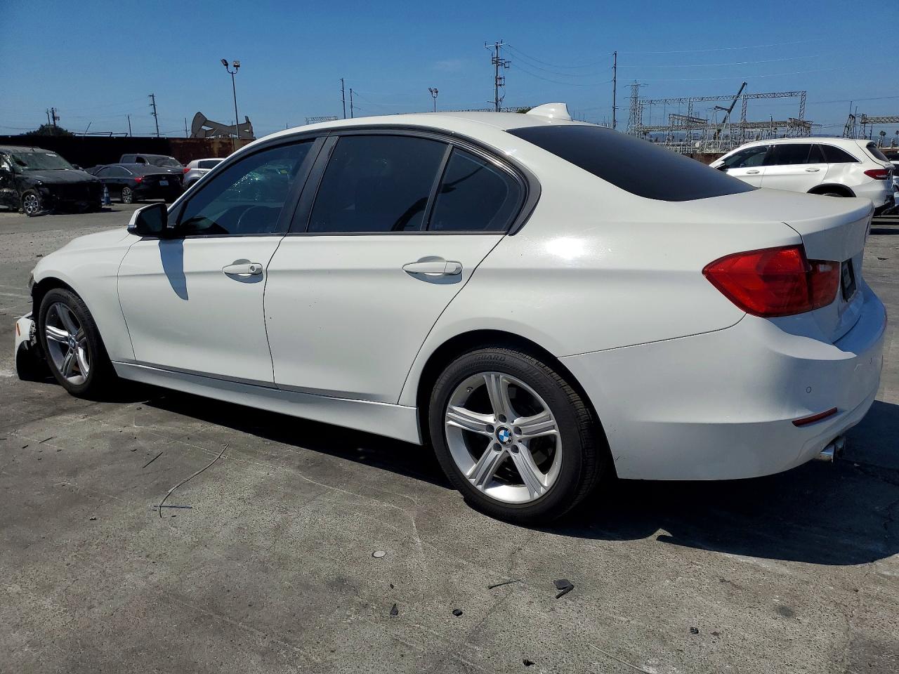 2015 BMW 328 I SULEV — снимка 2