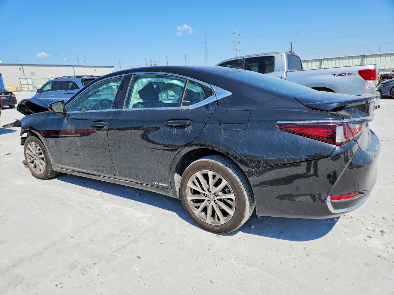 2022 LEXUS ES 300H BASE — снимка 2